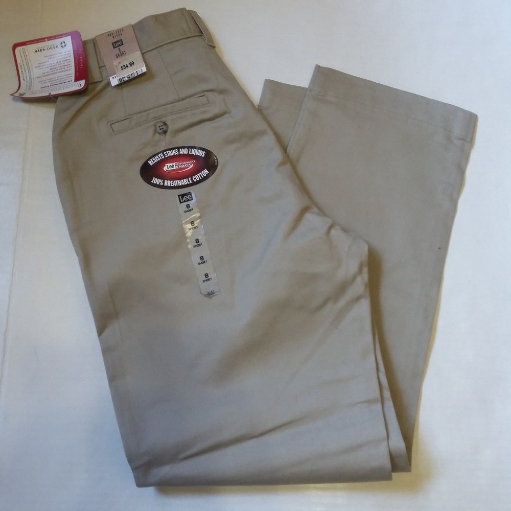 NWT Lee Performance Khakis Short